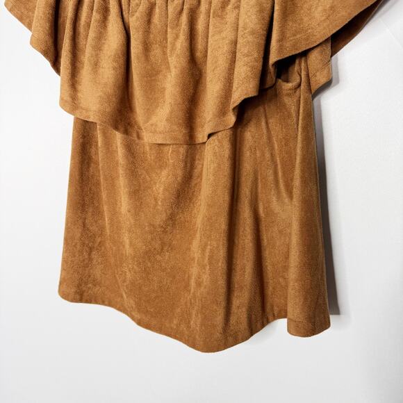 Cupcakes and Cashmere Medium Brown Tan Jennings Faux Suede Off The Shoulder Top - Picture 4 of 12